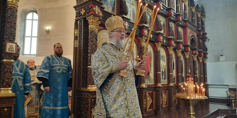 Архиерейское богослужение в Георгиевском Соборе Архиерейское служение в Георгиевском Соборе