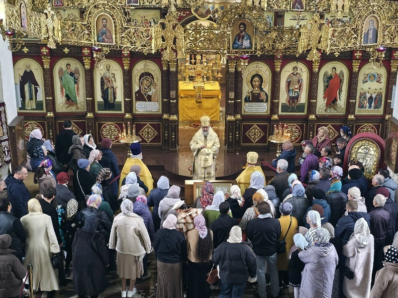 Архиерейское Богослужение в день памяти святителя Григория Чудотворца 4 Архиерейское Богослужение в день памяти святителя Григория Чудотворца 4