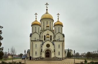 Епископ Георгиевский и Прасковейский Николай возглавил Божественную литургию