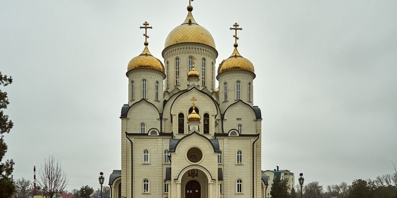 Епископ Георгиевский и Прасковейский Николай возглавил Божественную литургию