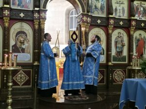 Епископ Николай совершил Всенощное бдение накануне праздника Введения во храм Пресвятой Богородицы1 Епископ Николай совершил Всенощное бдение накануне праздника Введения во храм Пресвятой Богородицы1