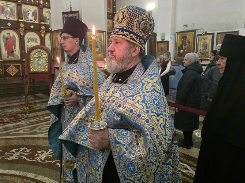 Епископ Николай возглавил Всенощное бдение в Георгиевском Кафедральном соборе 5 Епископ Николай возглавил Всенощное бдение в Георгиевском Кафедральном соборе 5