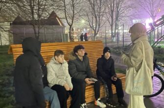 Миссионеры из Православного молодёжного клуба «Победоносец» приняли участие в миссионерской акции в формате уличной миссии