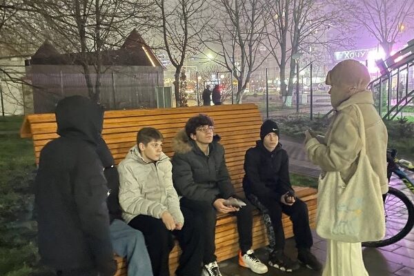 Миссионеры из Православного молодёжного клуба «Победоносец» приняли участие в миссионерской акции в формате уличной миссии