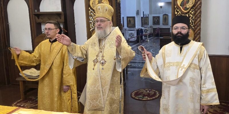 В день памяти преподобного Григория Декаполита епископ Георгиевский и Прасковейский Николай возглавил Божественную литургию