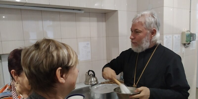 Священник посетил детский дом в день Крещения Господня в г. Георгиевске