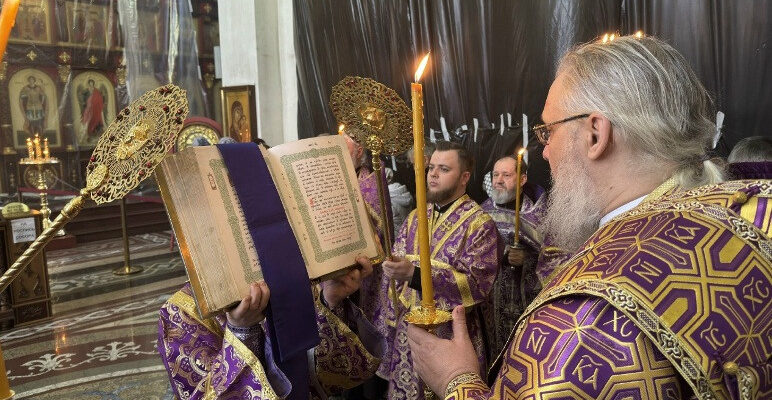 Епископ Георгиевский и Прасковейский Николай возглавил всенощное бдение в канун Торжества Православия