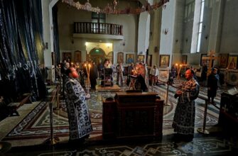 Епископ Георгиевский и Прасковейский Николай совершил утреню