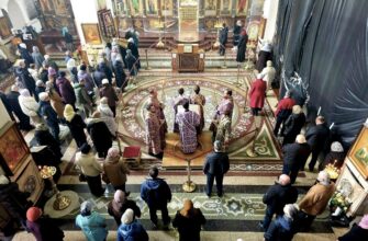 Епископ Николай возглавил Литургию святителя Василия Великого