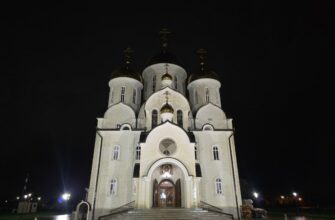 Пасхальные богослужения прошли в соборе Пасхальные богослужения прошли в соборе