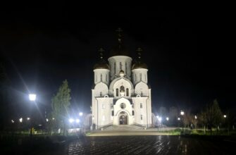 Епископ Николай возглавил утреню Великой субботы