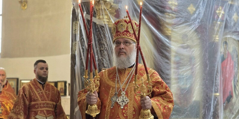 Архиерейское богослужение в соборе Архиерейское богослужение в Георгиевском соборе