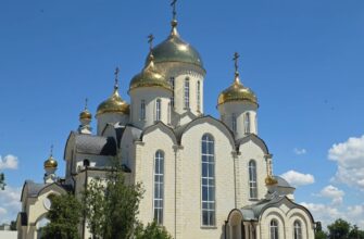 Владыка Николай возглавил Божественную Литургию