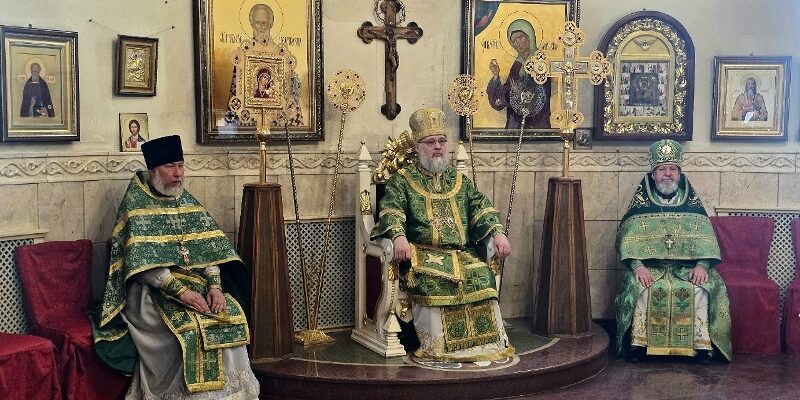 В Георгиевском соборе отпраздновали День Святого Духа