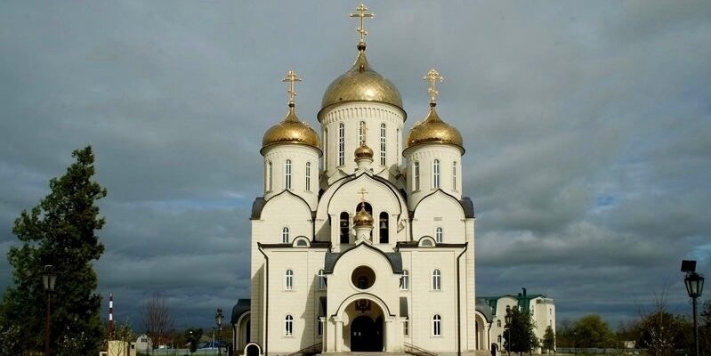 Епископ Николай возглавил Всенощное бдение в Георгиевском соборе
