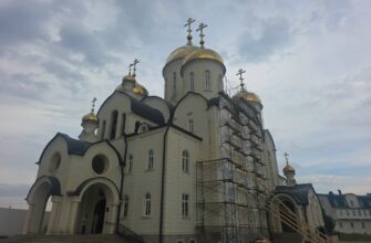 Епископ Николай совершил Божественную литургию в субботу 5-й седмицы по Пятидесятнице