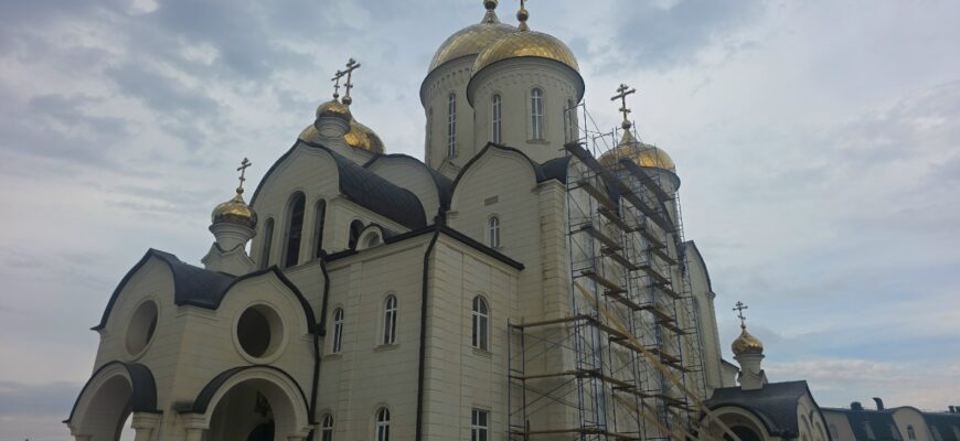 Епископ Николай совершил Божественную литургию в субботу 5-й седмицы по Пятидесятнице