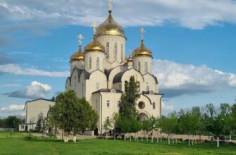 Епископ Николай возглавил воскресную Божественную литургию
