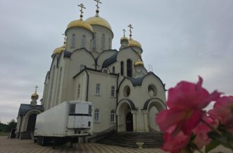 В день памяти первоверховных апостолов Петра и Павла епископ Николай возглавил Божественную литургию