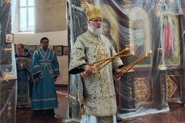 Архиерейское богослужение в соборе