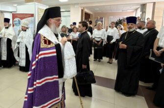 Епископ Николай открыл фестиваль «Старцы ХХ столетия» в городе Георгиевске