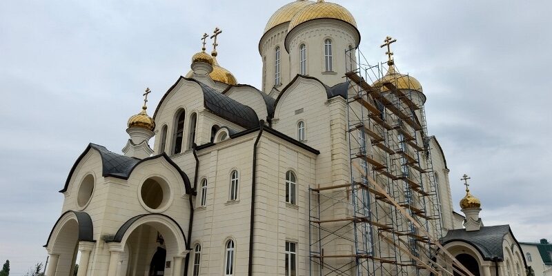 Епископ Николай совершил Божественную литургию в субботу 17-й седмицы по Пятидесятнице