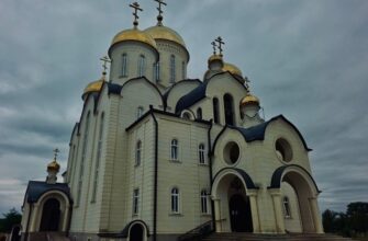 В день памяти мучениц Веры, Надежды, Любови и матери их Софии епископ Николай совершил Божественную литургию в Георгиевском кафедральном соборе