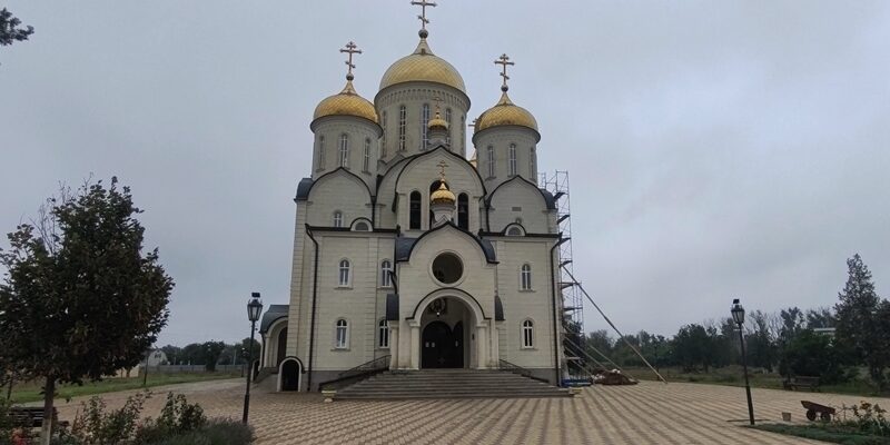 В день обретения мощей святителя Иоанна, архиепископа Шанхайского и Сан-Францисского, епископ Николай возглавил Божественную литургию В день обретения мощей святителя Иоанна, архиепископа Шанхайского и Сан-Францисского, епископ Николай возглавил Божественную литургию